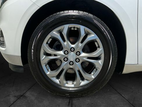 Used 2019 Buick Enclave Avenir w/ Avenir Technology Package AWD/4WD image 15