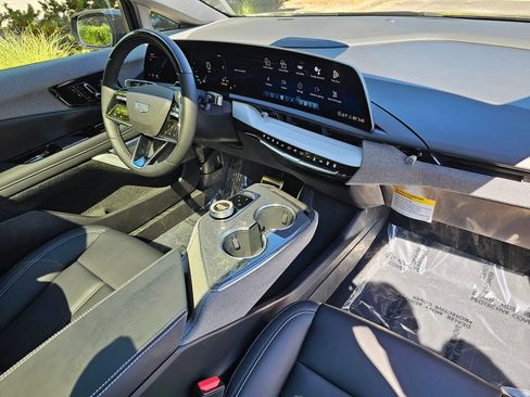 New 2026 Cadillac Optiq Sport 1 AWD/4WD image 10