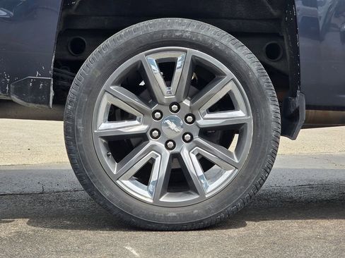 Used 2018 Chevrolet Silverado 1500 LTZ Z71 w/ Centennial Edition AWD/4WD image 11