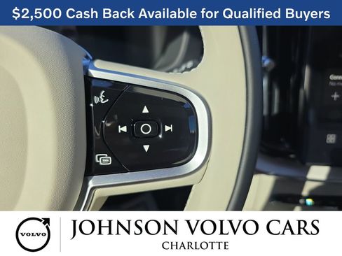 New 2026 Volvo XC60 B5 Ultra w/ Protection Package Premier image 18