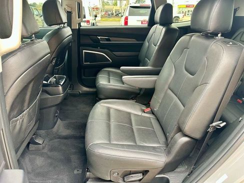 Used 2021 Kia Telluride EX w/ EX Premium Package image 13