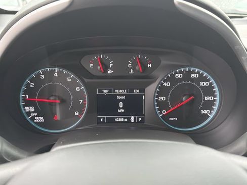 Used 2024 Chevrolet Malibu RS FWD image 28