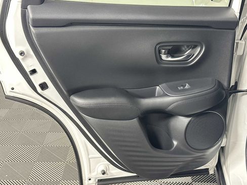 Used 2024 Honda HR-V LX image 23