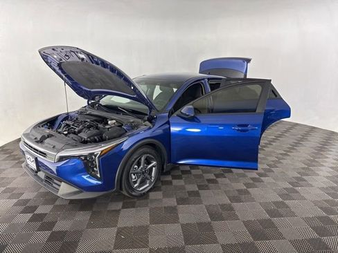Certified 2025 Kia K4 LXS image 12