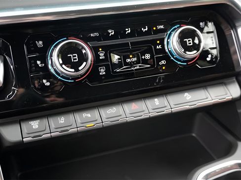 New 2026 GMC Sierra 2500 Denali Ultimate w/ Max Trailering Package image 14