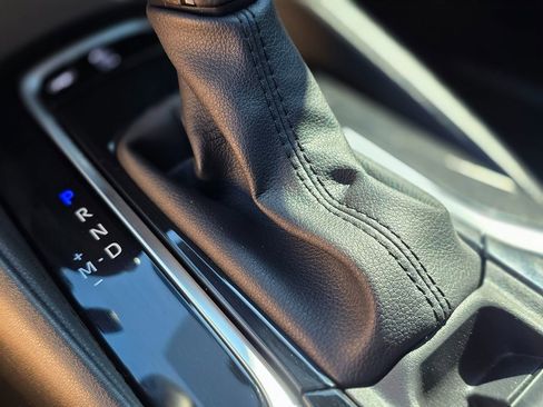 Used 2020 Toyota Corolla SE w/ SE Premium Package image 33