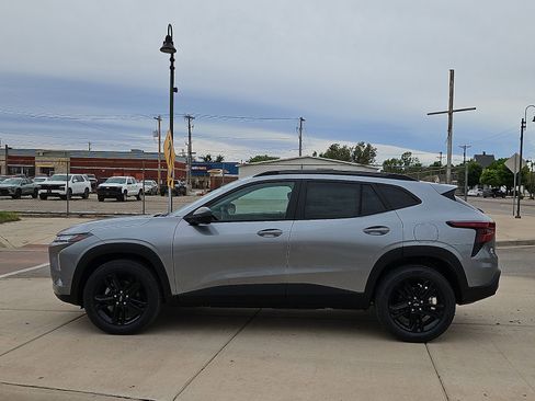 New 2026 Chevrolet Trax ACTIV w/ Driver Confidence Package FWD image 2