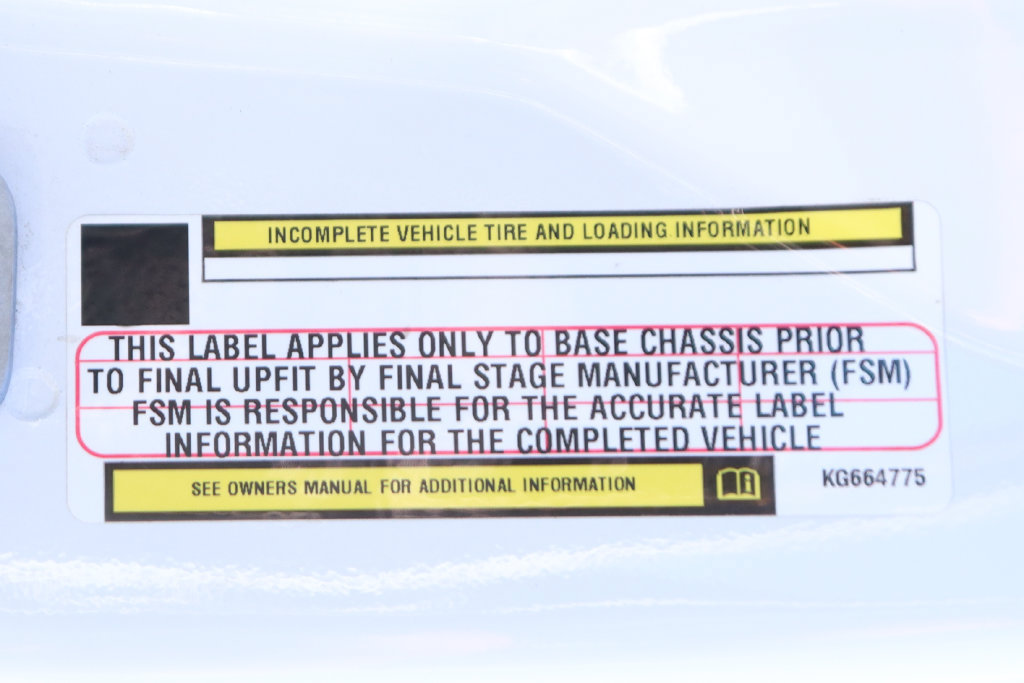Used 2019 RAM 5500 Tradesman RWD image 46