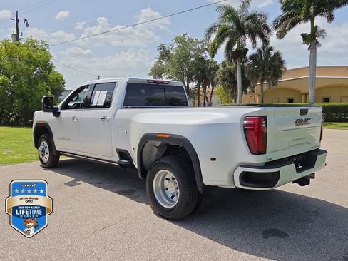 Certified 2024 GMC Sierra 3500 Denali w/ Denali Reserve Package AWD/4WD image 3