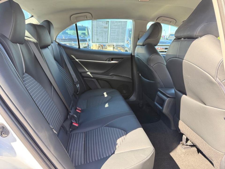 Used 2023 Toyota Camry SE FWD image 33