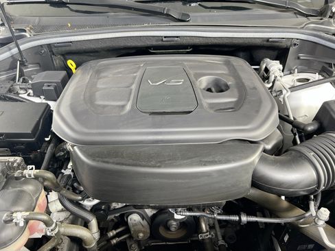 Used 2022 Jeep Grand Cherokee Limited image 31