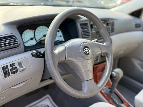 Used 2003 Toyota Corolla LE image 12