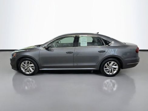 Used 2018 Volkswagen Passat 2.0T SE FWD image 7