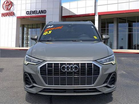 Used 2022 Audi Q3 2.0T Premium Plus AWD/4WD image 3