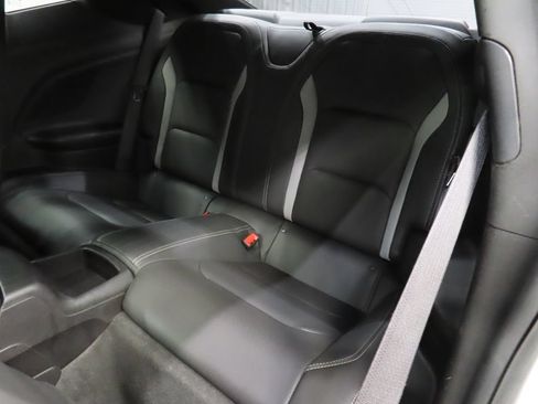 Used 2018 Chevrolet Camaro LT RWD image 13