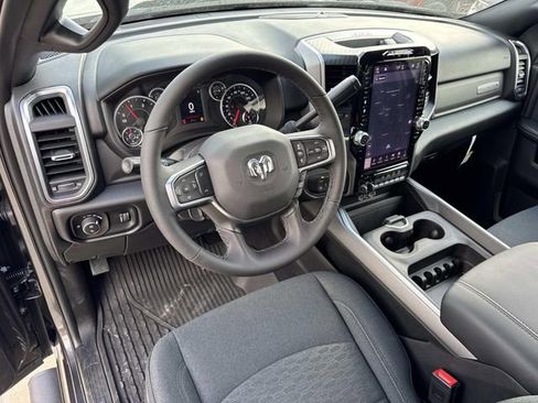 New 2026 RAM 2500 Big Horn AWD/4WD image 22
