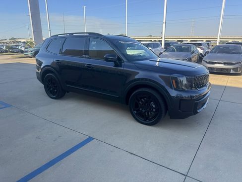 Used 2025 Kia Telluride EX X-Line image 11