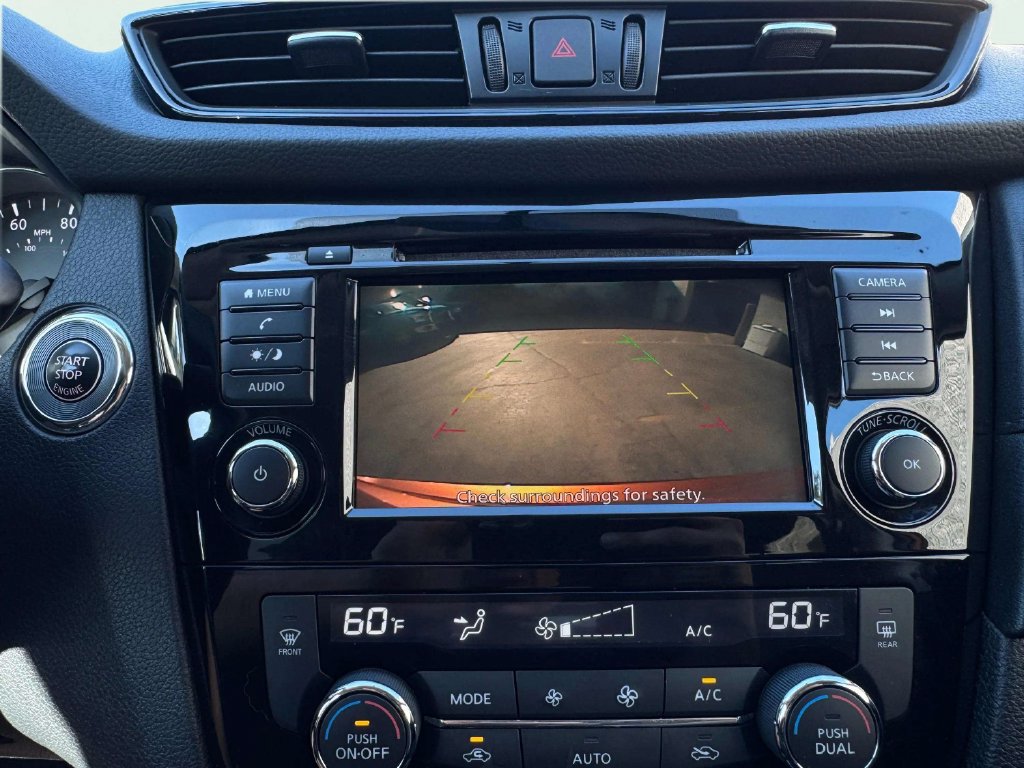 Used 2018 Nissan Rogue SV AWD/4WD image 14