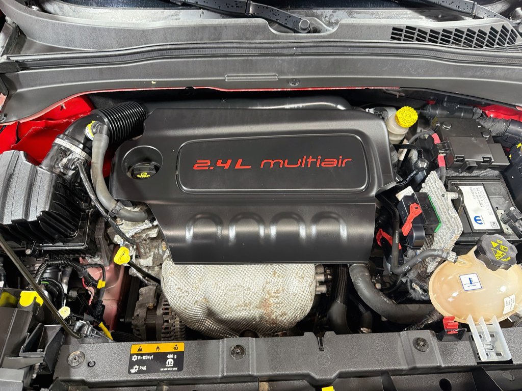 Used 2017 Jeep Renegade Sport w/ Power & Air Group FWD image 28