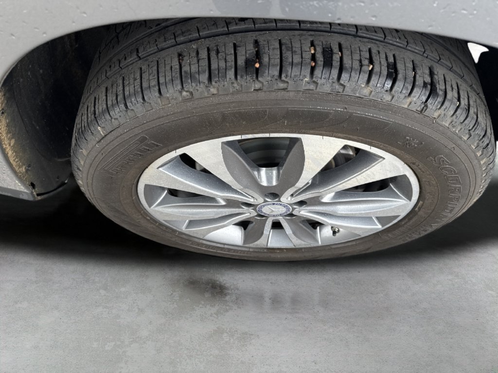 Used 2014 Mercedes-Benz GL 450 4MATIC image 9