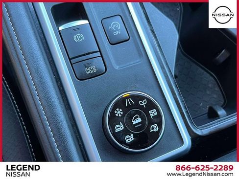 Certified 2022 Nissan Pathfinder SL image 30