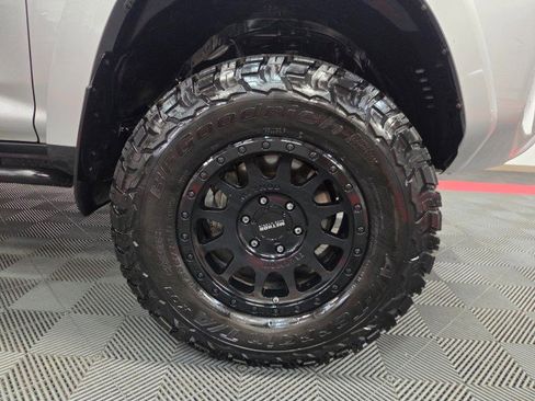 Used 2017 Toyota 4Runner SR5 image 78