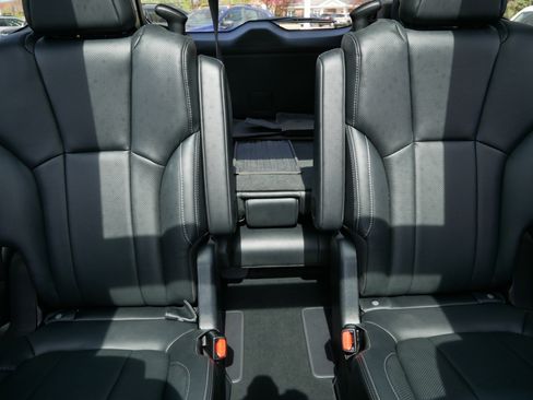 Certified 2023 Subaru Ascent Touring AWD/4WD image 13