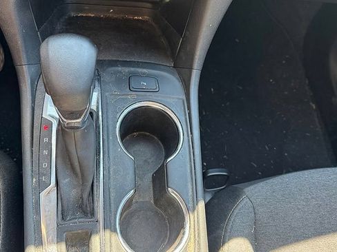 Used 2024 Chevrolet Equinox LT AWD/4WD image 25