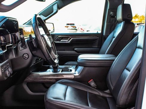 Used 2023 Chevrolet Silverado 1500 LTZ w/ Z71 Off-Road Package image 30