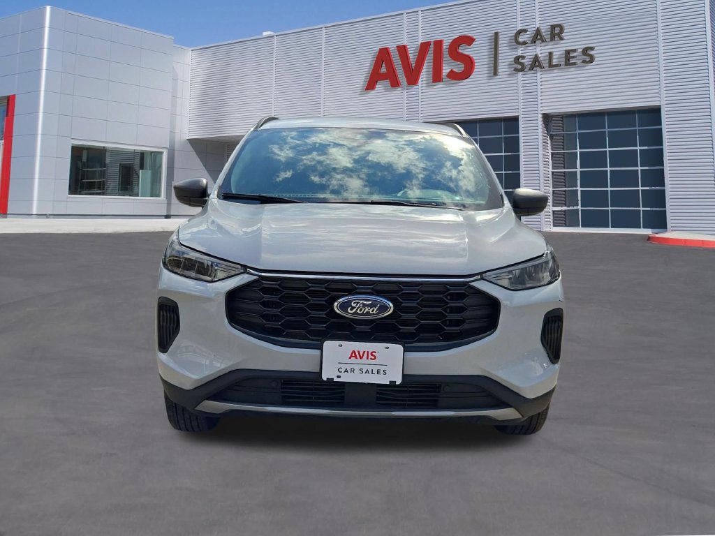 Used 2025 Ford Escape ST-Line AWD/4WD image 2