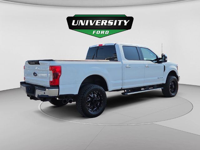 Used 2019 Ford F250 Lariat w/ Lariat Ultimate Package AWD/4WD image 3