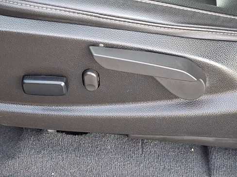 Certified 2022 GMC Canyon Elevation w/ Elevation Premium Package image 25