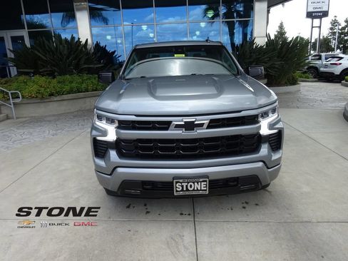 Used 2024 Chevrolet Silverado 1500 RST RWD image 2