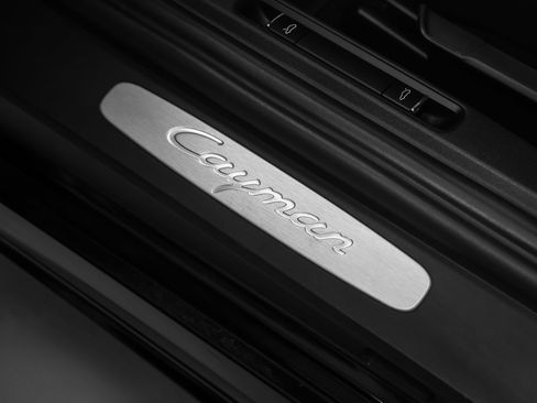 Certified 2022 Porsche 718 Cayman RWD image 29