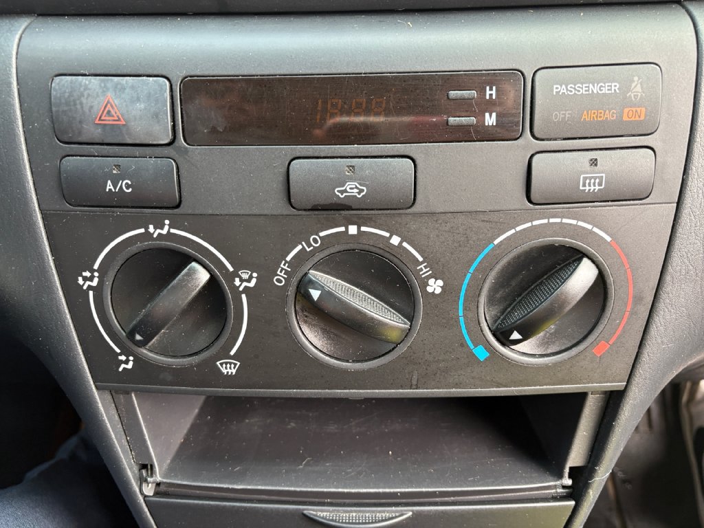 Used 2005 Toyota Corolla S w/ Enhanced Pwr Pkg FWD image 22