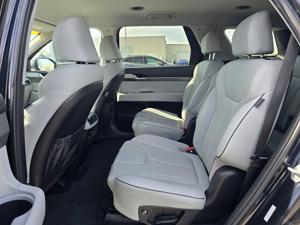 Used 2024 Hyundai Palisade SEL AWD/4WD image 18