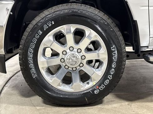 New 2026 RAM 2500 Laramie AWD/4WD image 27
