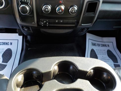 Used 2019 RAM 1500 Tradesman w/ Chrome Appearance Group image 19