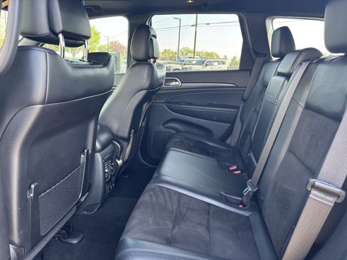 Used 2020 Jeep Grand Cherokee Altitude image 33