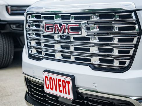 New 2026 GMC Acadia Denali image 4