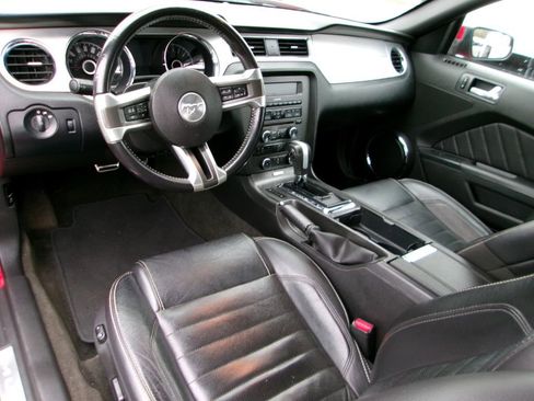 Used 2014 Ford Mustang Premium w/ Comfort Package image 9