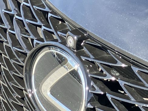 Used 2023 Lexus IS 350 F Sport image 11