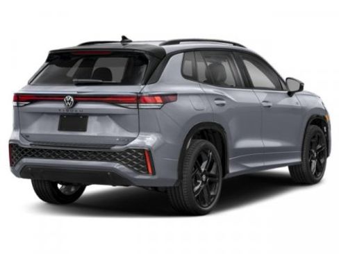 Certified 2026 Volkswagen Tiguan SE R-Line AWD/4WD image 2