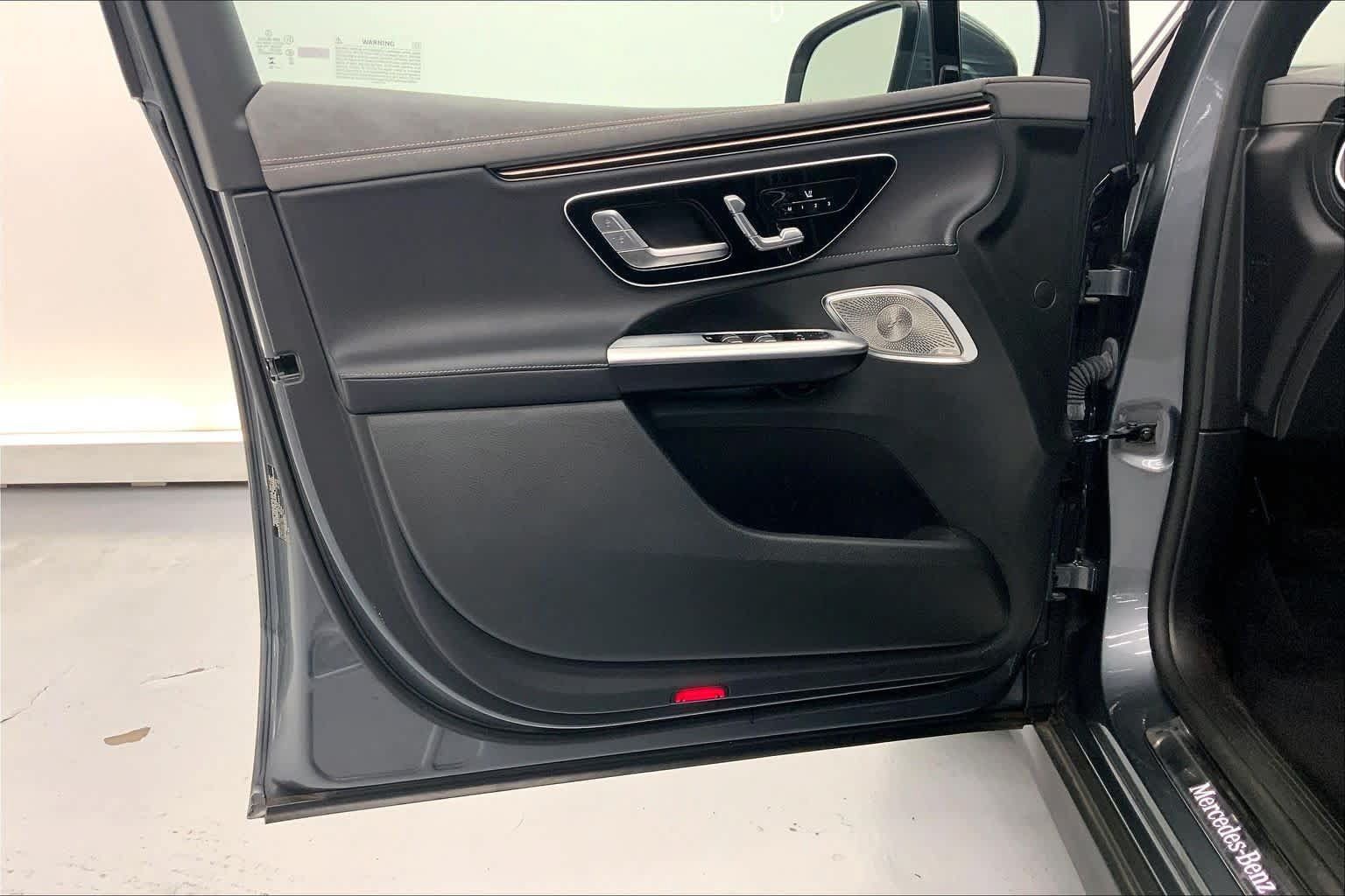 Certified 2023 Mercedes-Benz EQE 350+ SUV image 20