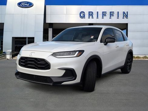 Used 2024 Honda HR-V Sport image 11