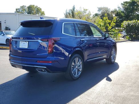 Certified 2023 Cadillac XT6 Premium Luxury image 5