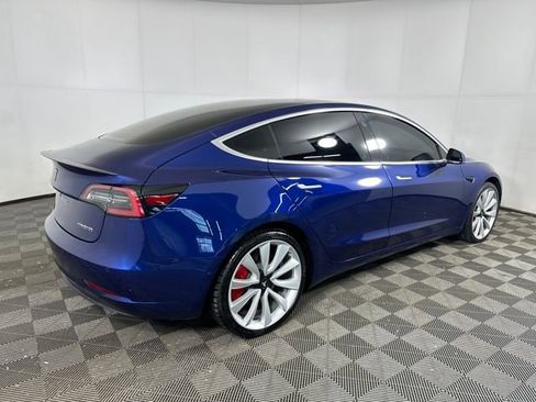 Used 2019 Tesla Model 3 Performance image 3