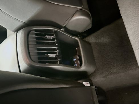 Used 2025 Hyundai Kona SEL image 27