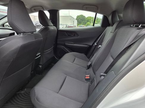 Used 2025 Toyota Prius LE FWD image 6