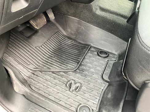 Used 2023 RAM 1500 Big Horn AWD/4WD image 18